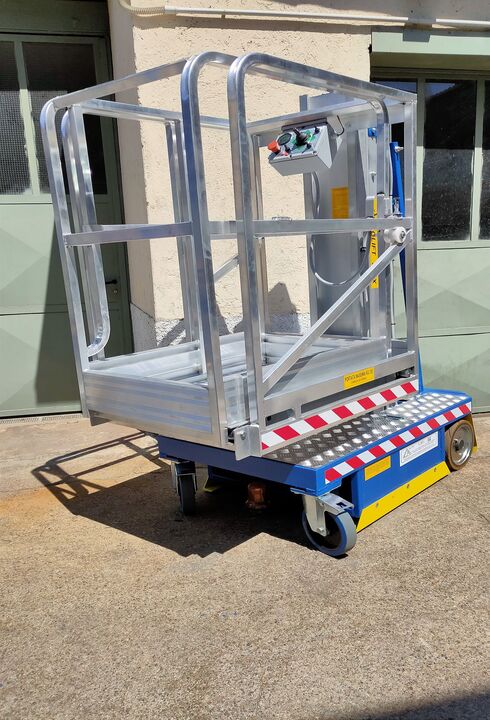 VERTICAL PLATFORM |  MICROLIFT Z-TX