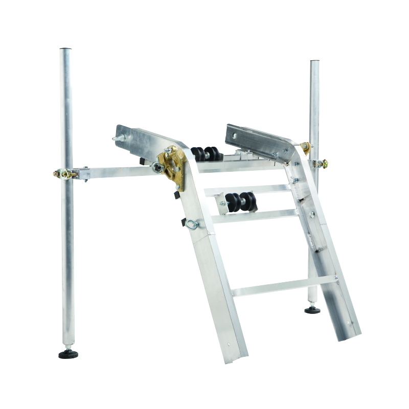 Curva (da 25° a 45 °) Peso Kg. 15,00